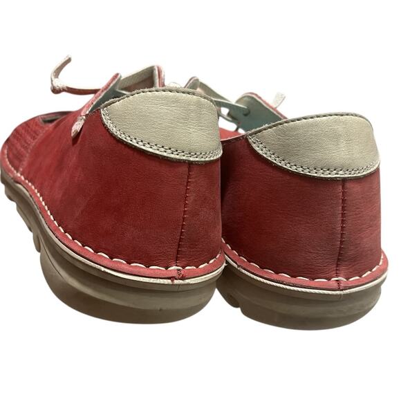 On Foot Your Way Women’s Shoe Red Made In Spain 41 9.5 Comfort Artsy Slip On - Picture 7 of 8